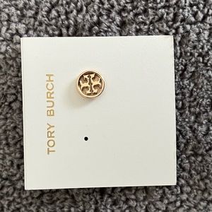 Single Tory Burch earring